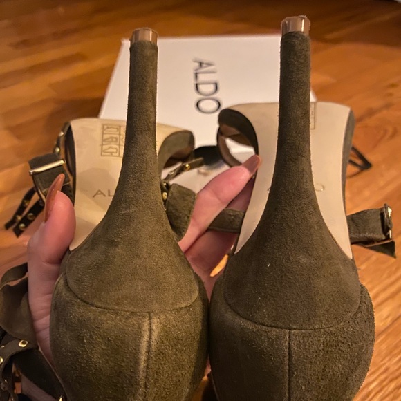Aldo Glelian Heels Size US 7 - Picture 6 of 9